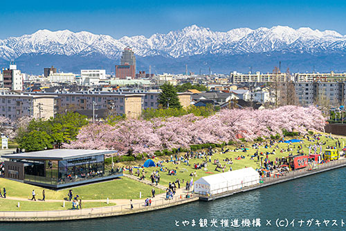 Tateyama Kurobe Alpine Route― Roof of Japan